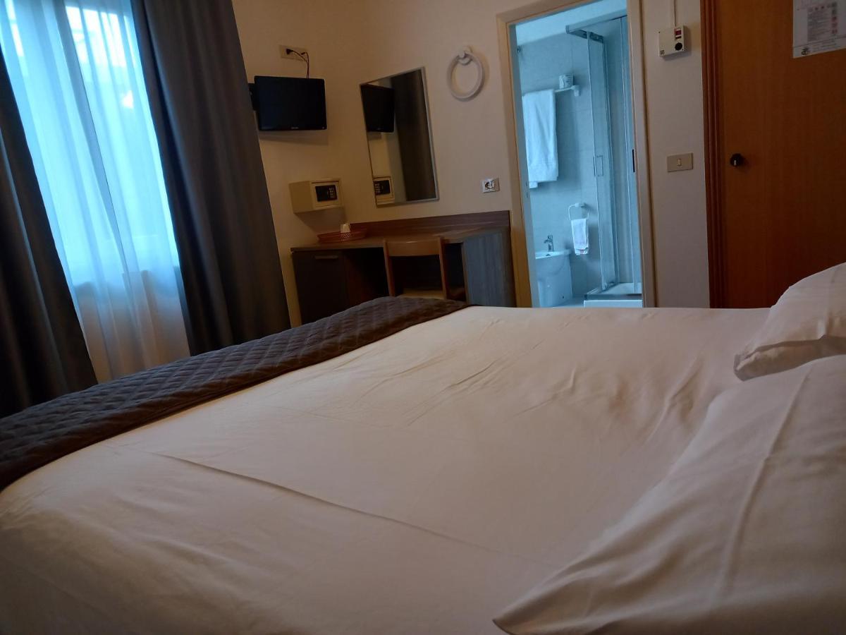 Hotel Lory My Wellness Spa تْشيانشانو  تيرمي المظهر الخارجي الصورة