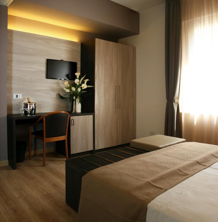Hotel Lory My Wellness Spa تْشيانشانو  تيرمي الغرفة الصورة