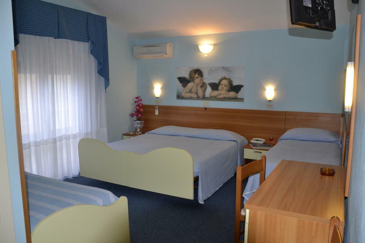 Hotel Lory My Wellness Spa تْشيانشانو  تيرمي الغرفة الصورة